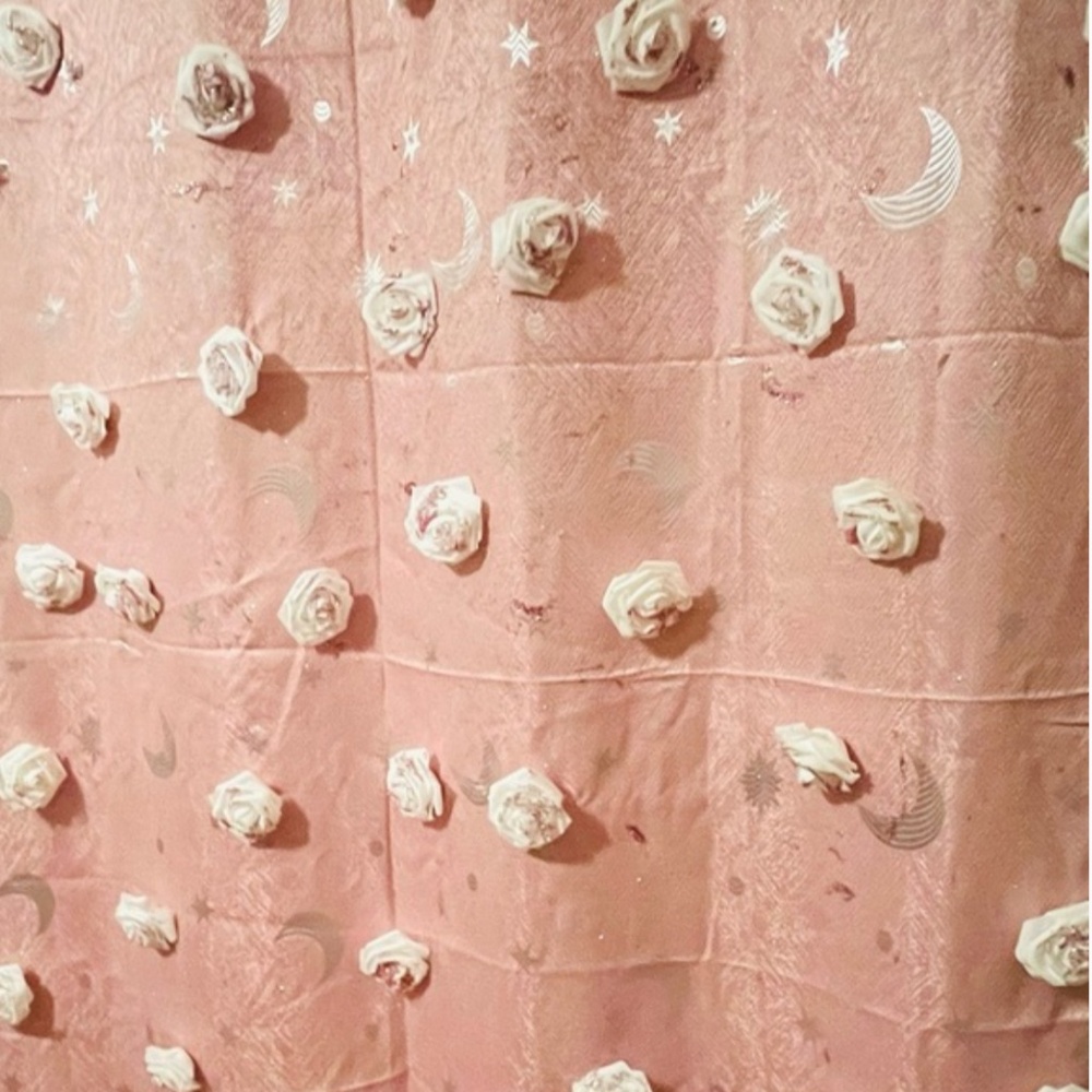 Flower wall/wedding backdrop/flower backdrop with Swarovski Crystal Appliqués
